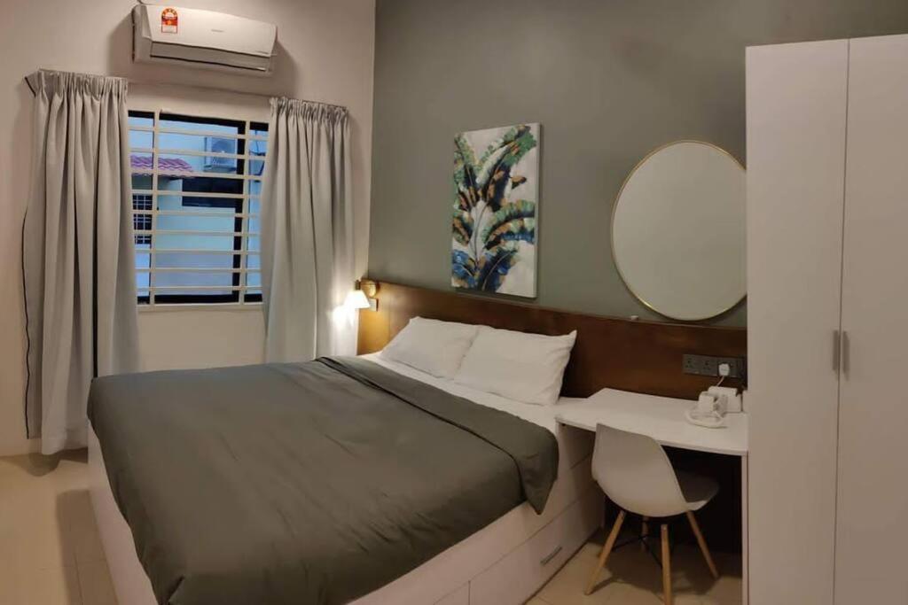 T House Nearby Kuantan East Coast Shopping Mall 외부 사진